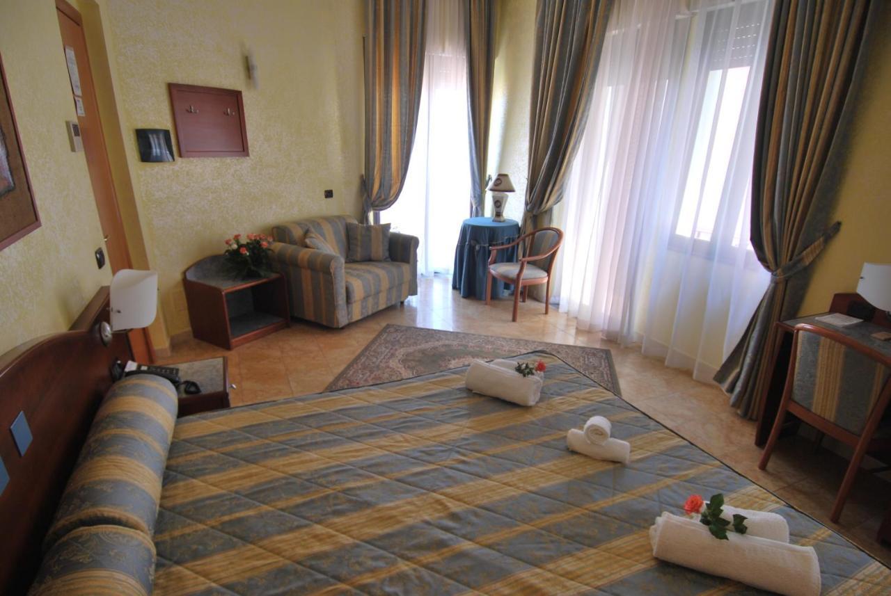 Hotel San Giuseppe - Cityhotel Катандзаро Экстерьер фото